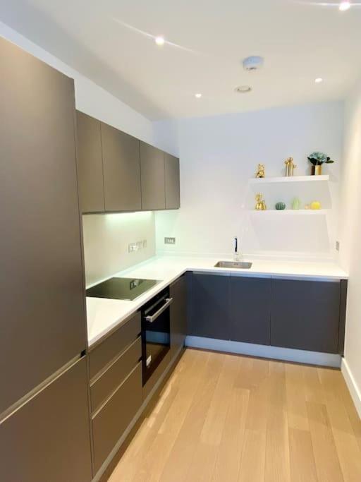 Lovely 1 Bed Flat In North Kensington London Bagian luar foto